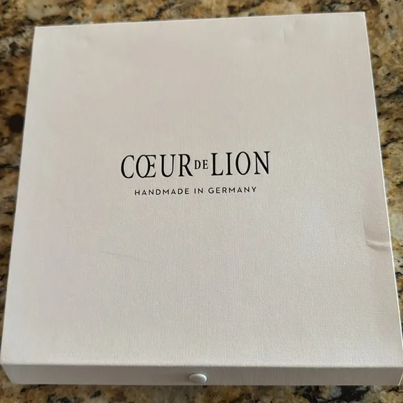 Coeur de Lion Purple & Gold necklace - Picture 3 of 6